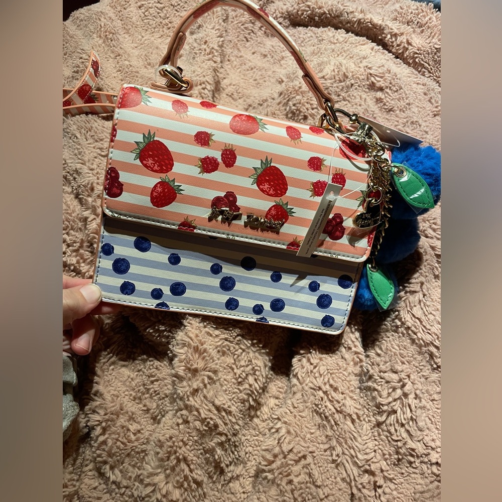 NWT Betsey Johnson RARE Fruit Convertible  Crossbody Purse Blueberry Keychain